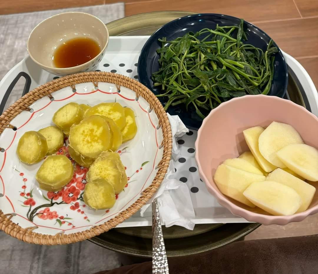 Việt Trinh ăn chay trường hơn 10 năm, tuổi U60 sống bình yên với nhan sắc khiến tất cả ngỡ ngàng - Ảnh 8.