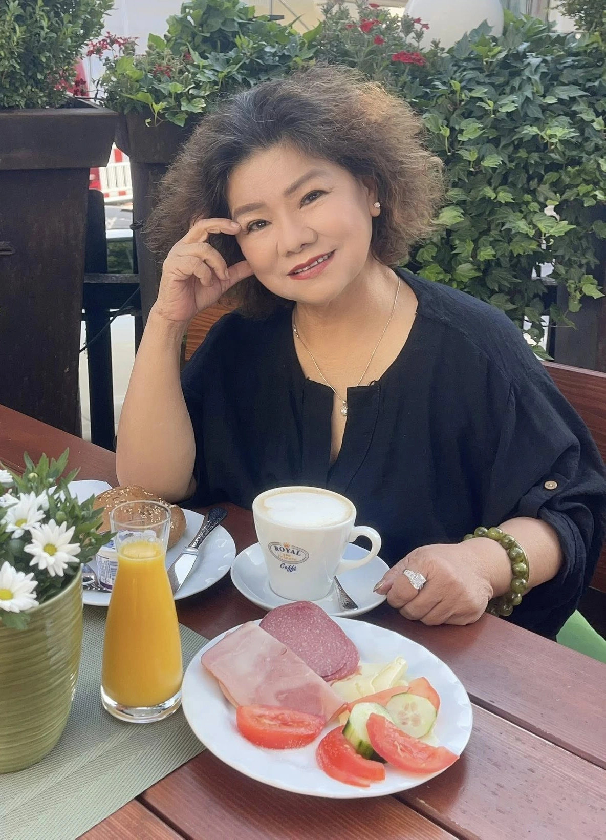 nsnd thanh hoa o tuoi 75 van say me am nhac, tan huong cuoc song binh di hinh anh 2