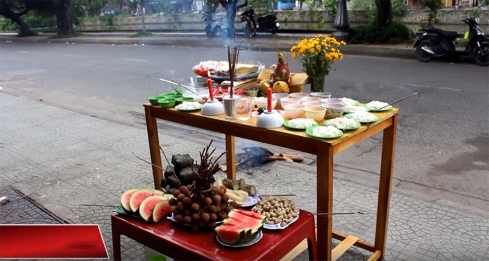 Thứ tự cúng Rằm tháng 7, cúng ngày 14 hay chính Rằm mới chuẩn, mâm cúng nghèo thì có phải là thiếu lễ?- Ảnh 7.