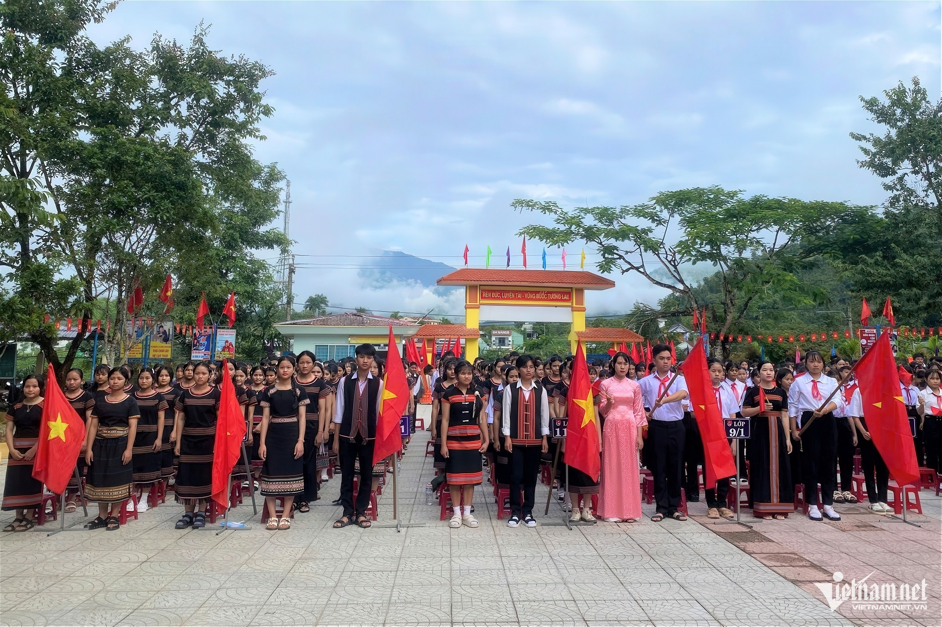 W-z6978499160108_f562ec8285cd37b3f6c63a060be32c4d gigapixel low resolution v2 6x faceai.jpeg