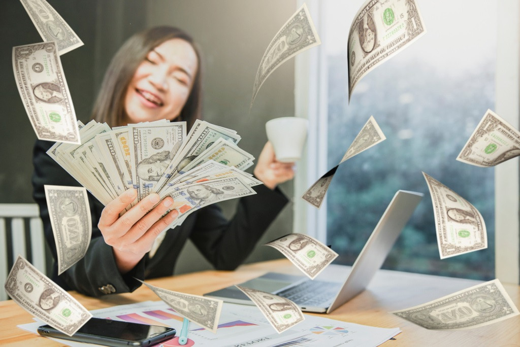 Tử vi tháng 7 âm lịch: Con giáp nào đổi vận, tài lộc ùa về? - Ảnh 1.