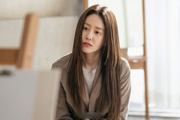 Bố chồng&nbsp;vay mượn đầm đìa chủ nợ đến tận nhà chửi mắng con cái không thể ngẩng mặt lên sống