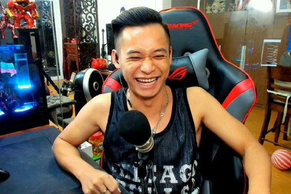 Hé lộ tài sản khủng 'đếm mỏi miệng chả hết' của Độ Mixi trước khi lộ ảnh hút chất cấm ở quán bar