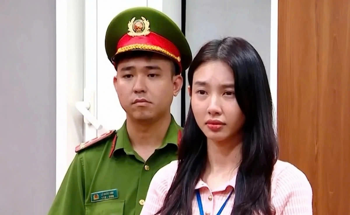 hoa hau thuy tien ky hop dong quang cao voi chi em rot de tranh trach nhiem, giu hinh anh hinh anh 1
