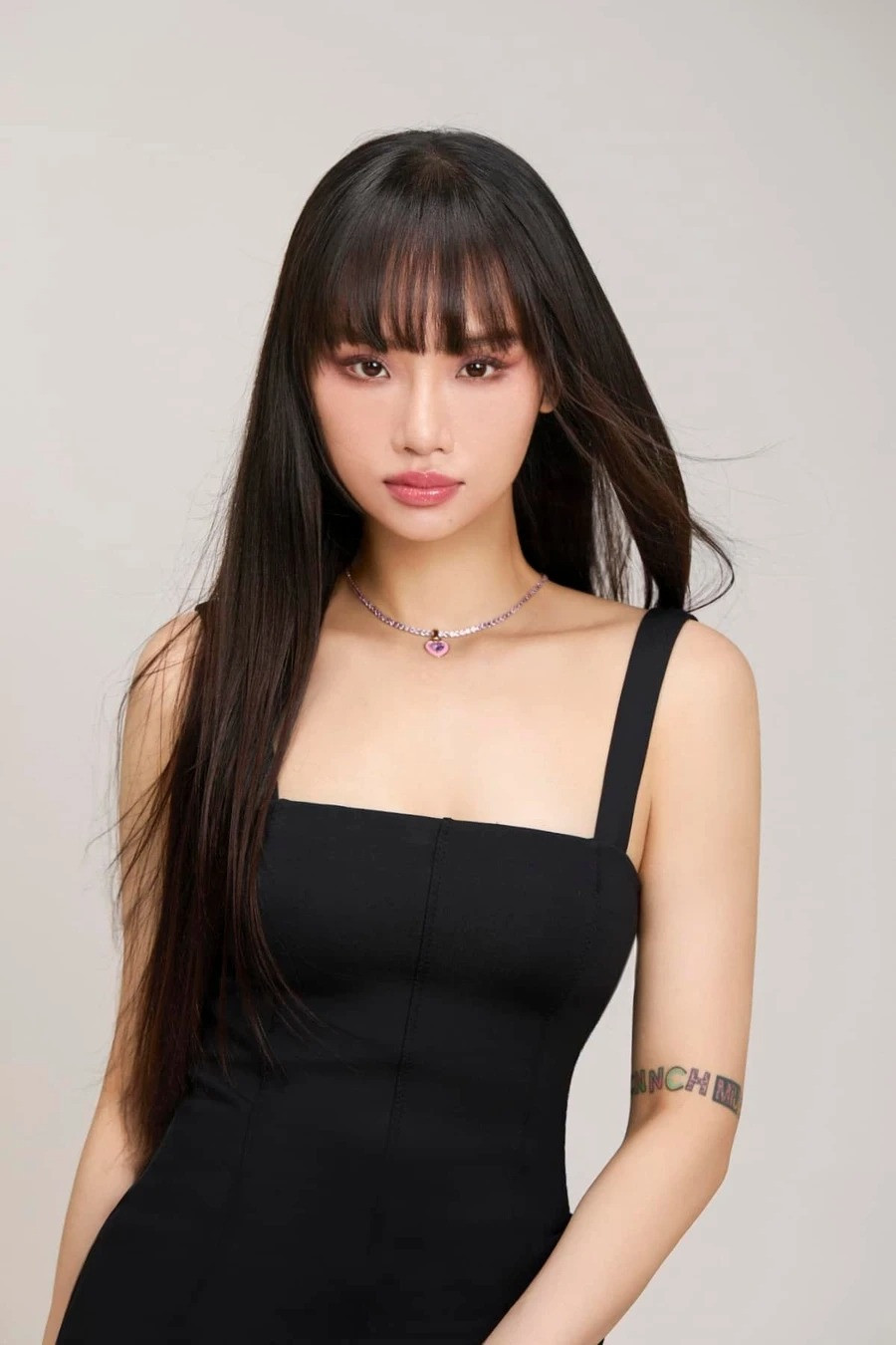 Rộ tin Miu Lê và bạn trai đã chia tay qua một chi tiết