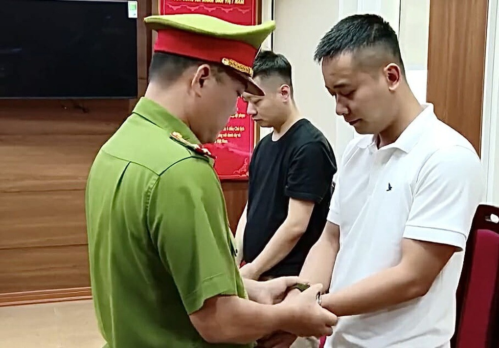 Lý do chị gái Quang Linh Vlogs không bị khởi tố dù góp tiền tỷ là cổ đông lớn Công ty Chị Em Rọt