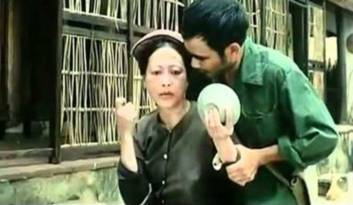 NSND Như Quỳnh vai bà Hơn trong