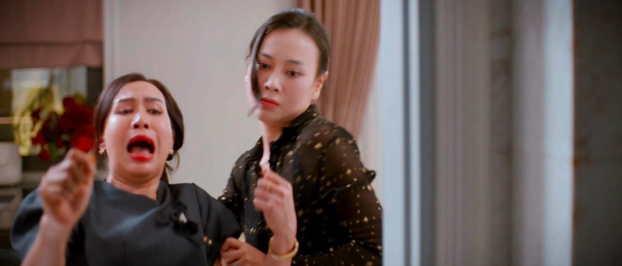 Phương Oanh gây ấn tượng mạnh với màn trả đũa trong ' Gió ngang khoảng trời xanh ' - Ảnh 4.