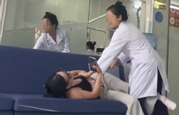 Xác minh clip bác sĩ nha khoa hành hung khách hàng tại phòng khám