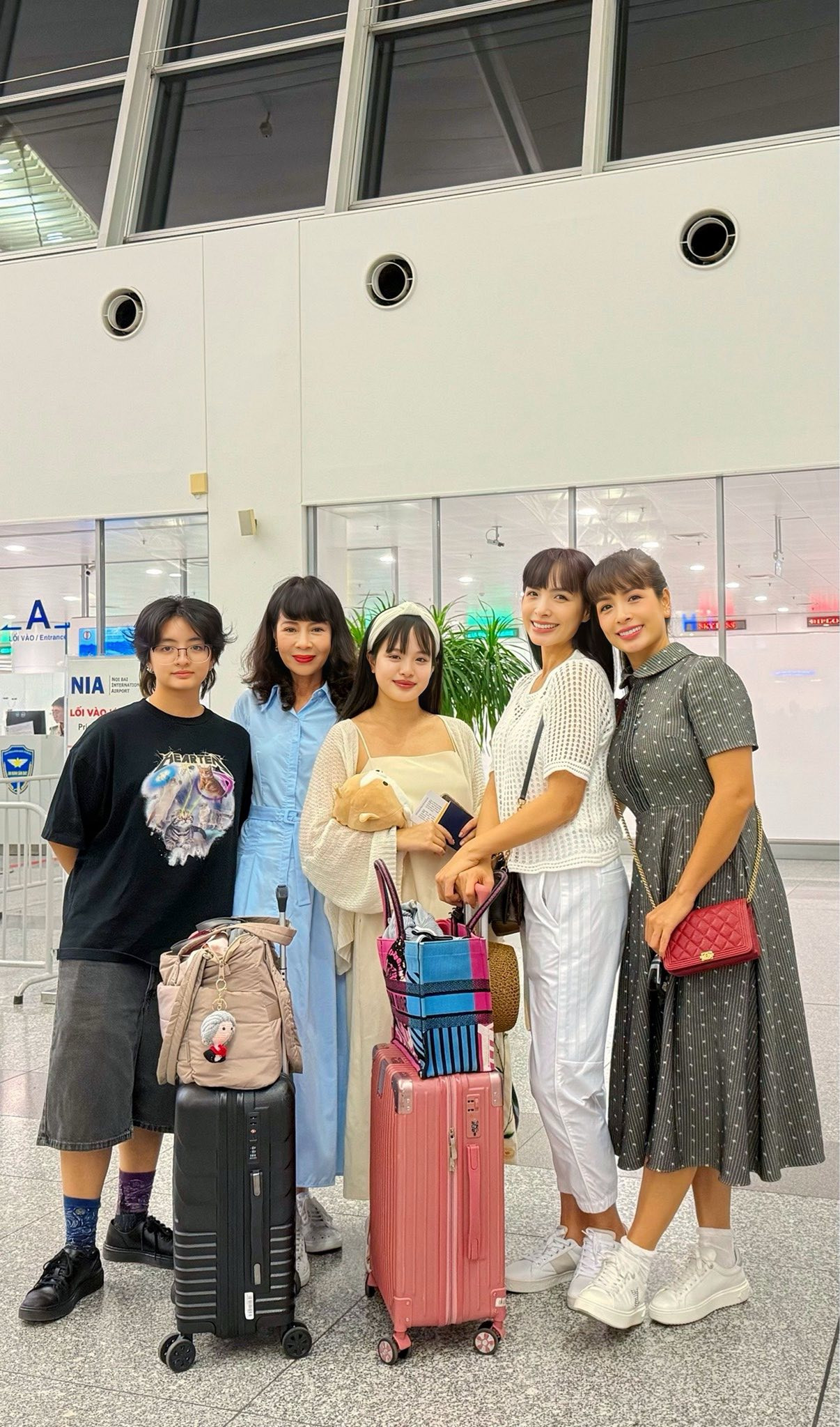 Con gái thúy Hạnh - Suti đi Ý du học , hành trình mới đầy hứa hẹn - Ảnh 7.