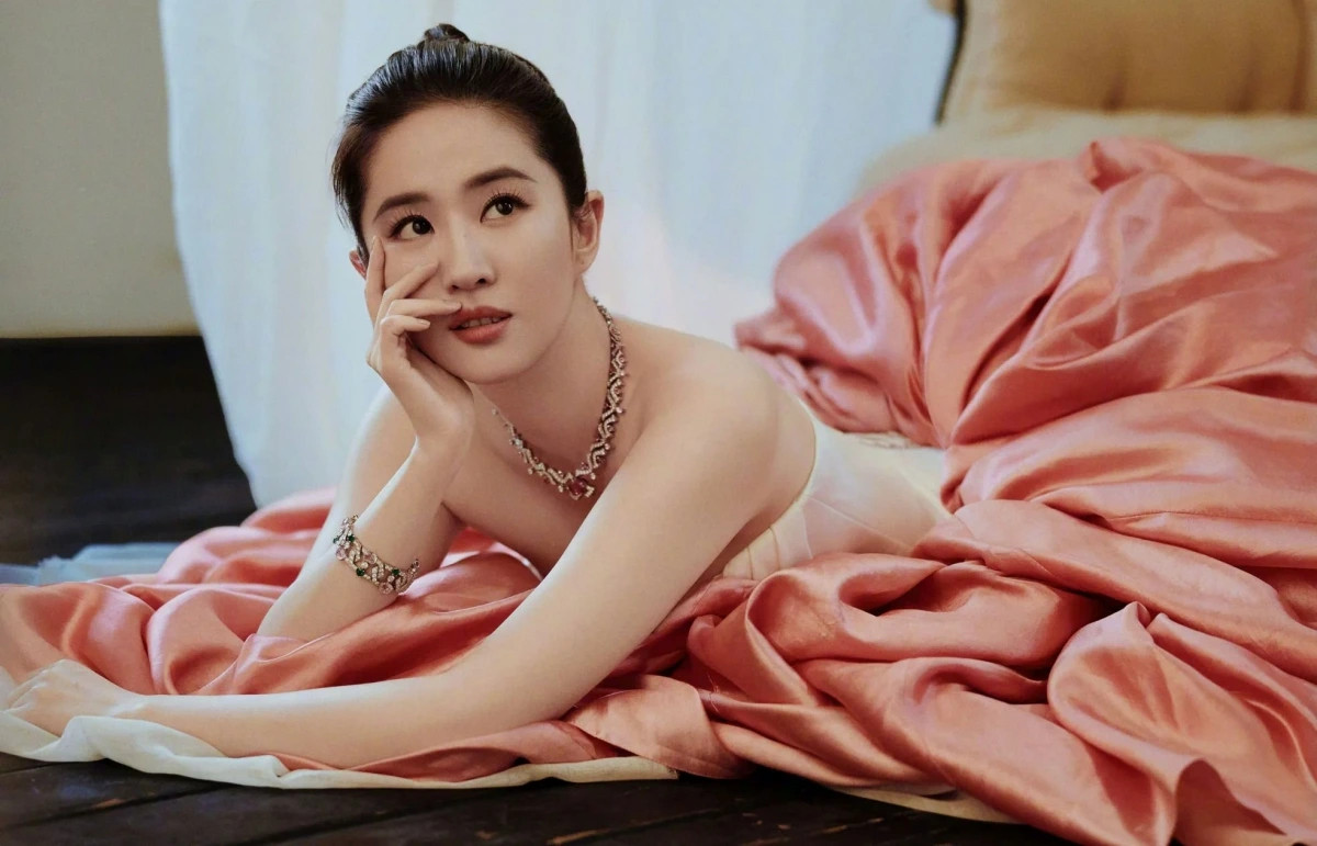 O tuoi 38, luu diec phi song the nao trong biet thu rong bang ca cong vien hinh anh 4