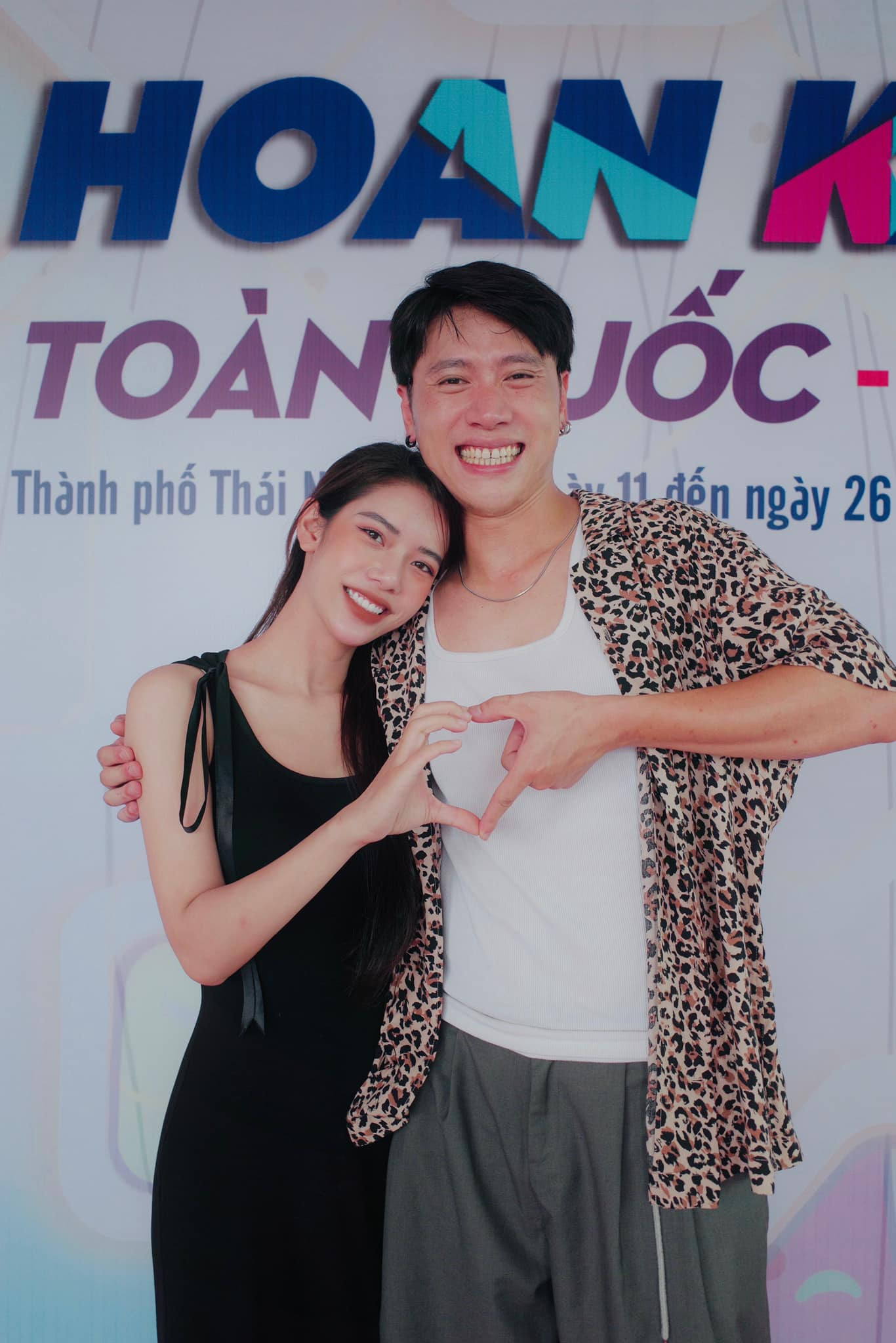 Vợ đời thực của Sen (Hoàng Long) phim 'Mưa đỏ': Là diễn viên Nhà hát Tuổi trẻ, đồng cảm công việc của chồng - Ảnh 8.