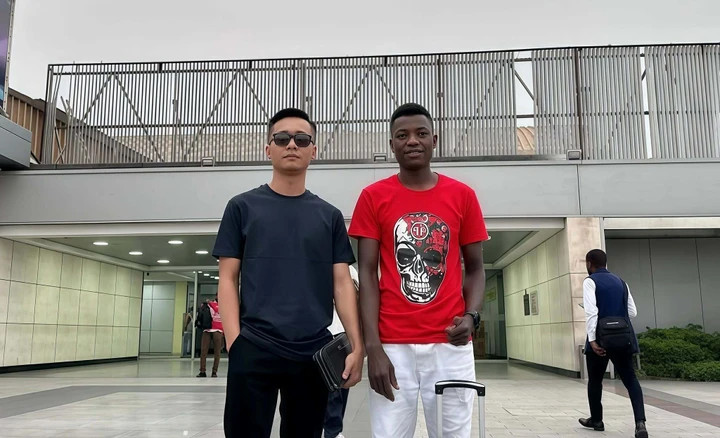 Lindo là một trong những thành viên đầu tiên của Team Châu Phi, thân thiết với Quang Linh Vlogs. (Nguồn: Team châu Phi)