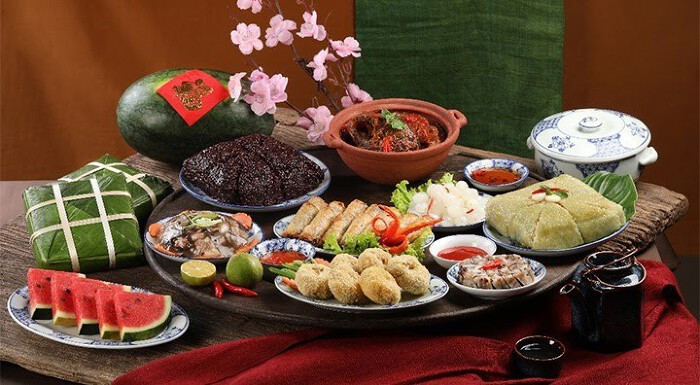 Vì sao Tết Dương lịch không cần cúng cơm? - Ảnh 1.