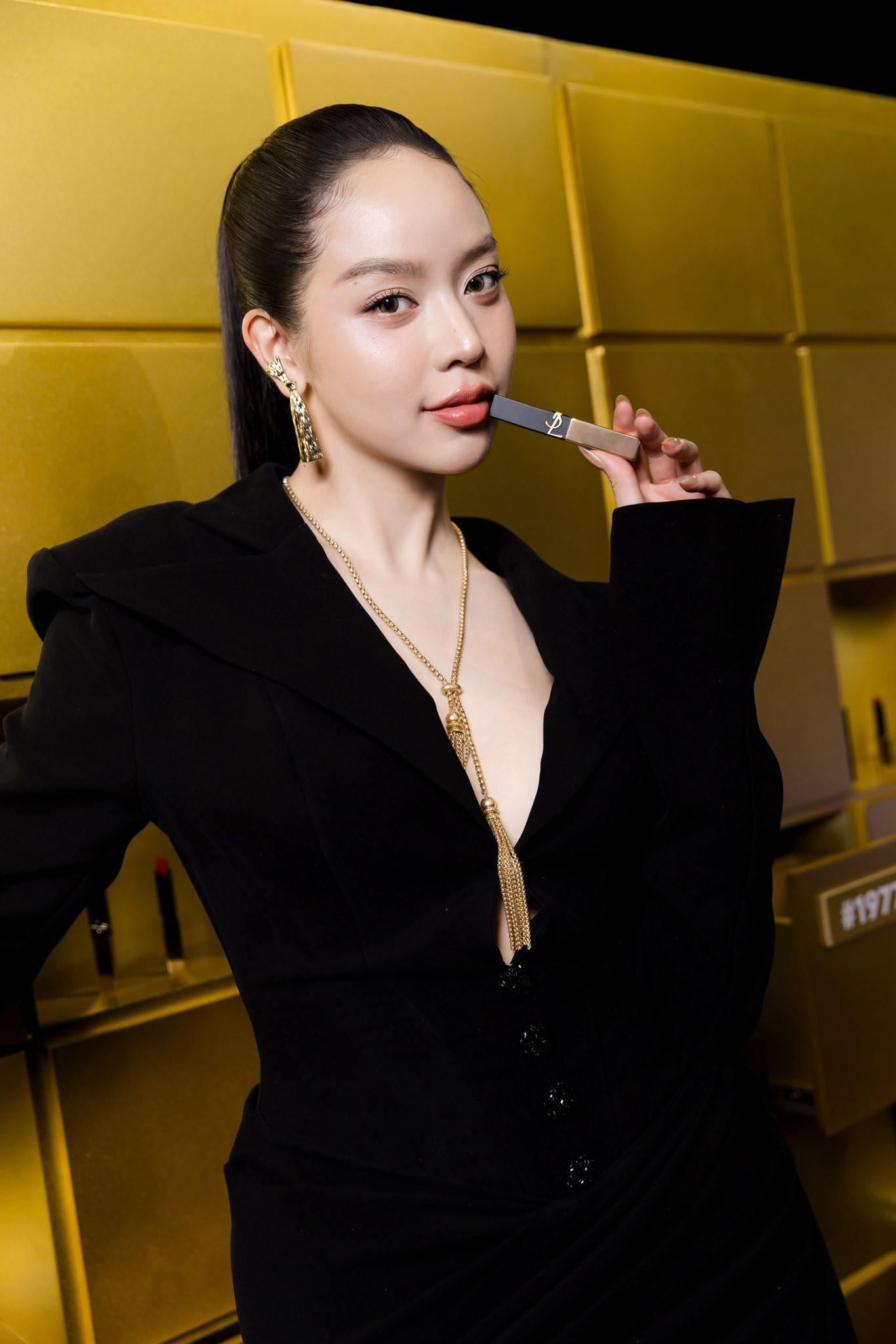 Hoa hậu thanh thủy gây chú ý với diện mạo mới và phong cách thời trang ấn tượng - Ảnh 7.