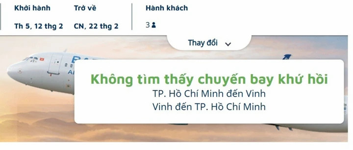 Truy cập vào trang web của một số hãng, vé máy bay khứ hồi chặng TP.HCM về Vinh (Nghệ An) đã bán hết.