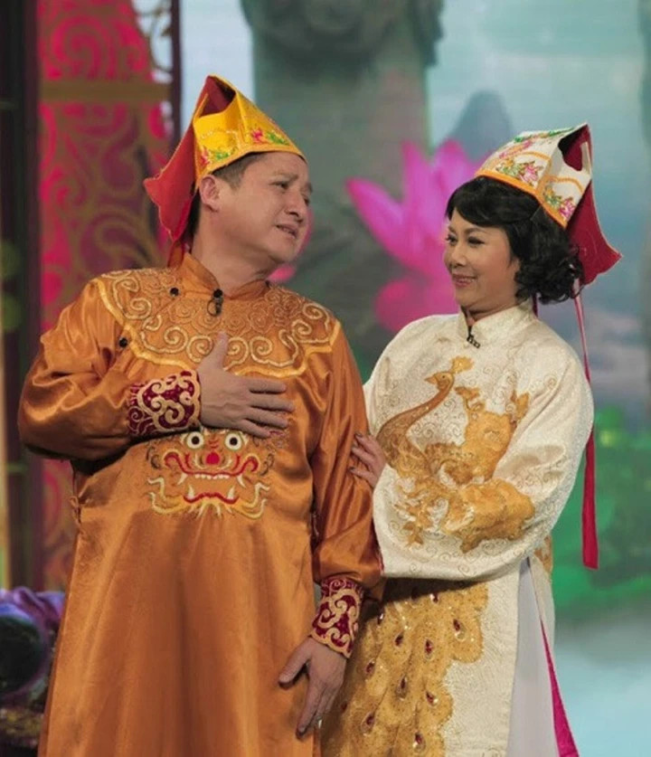 NSND Minh Hằng trong chương trình Táo quân.