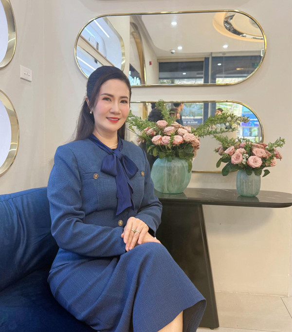 NSƯT Nguyệt Hằngcó sắc vóc đời thực ra sao? - Ảnh 6.