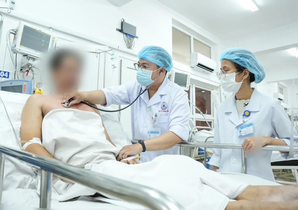 Ho kéo dài nhiều năm, bé trai 10 tuổi phát hiện mắc hen phế quản nặng插图