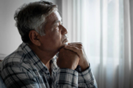 Sau khi chia hết gia sản, tôi không còn được con cái xem trọng như lúc trước. (Ảnh minh họa: ShutterStock)