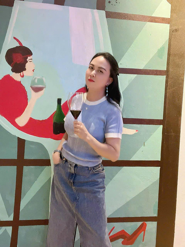 Phượng Chanel đời thực diện đồ 'hack' tuổi nhờ siết cân hiệu quả- Ảnh 6.