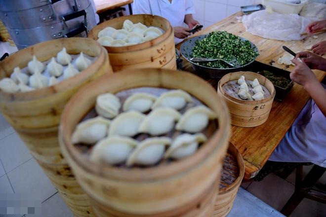 Lương hưu 5 triệu, cụ bà vẫn sống vui vẻ, đủ đầy nhờ một quyết định - Ảnh 2.