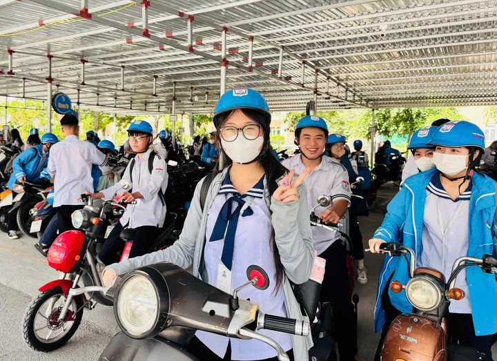 Nhiều học sinh bày tỏ mong muốn trường thực hiện các hình thức khen thưởng với học sinh có ý thức, thành tích tốt để duy trì môi trường học tập tích cực.