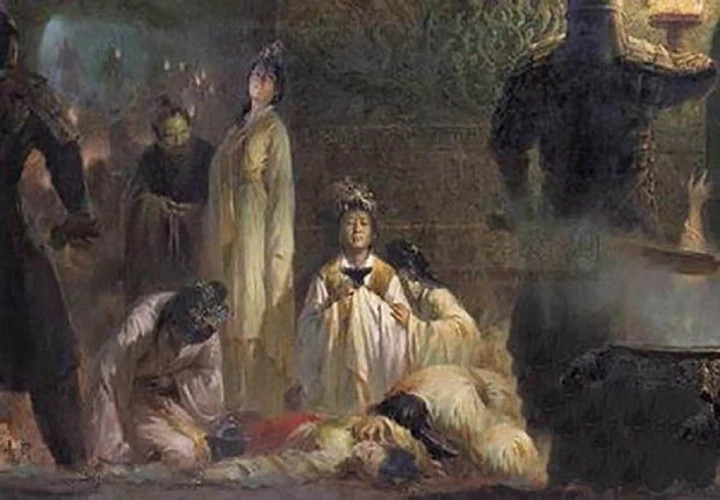 Số phận bi thảm của các phi tần sau khi hoàng đế Trung Quốc băng hà插图1 Tranh minh họa cảnh phi cần phải uống thuốc độc để chết theo vị hoàng đế vừa qua đời.