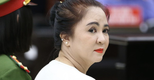 Hình ảnh dẫn giải chủ kênh YouTube Lan Đinh sáng nay插图4