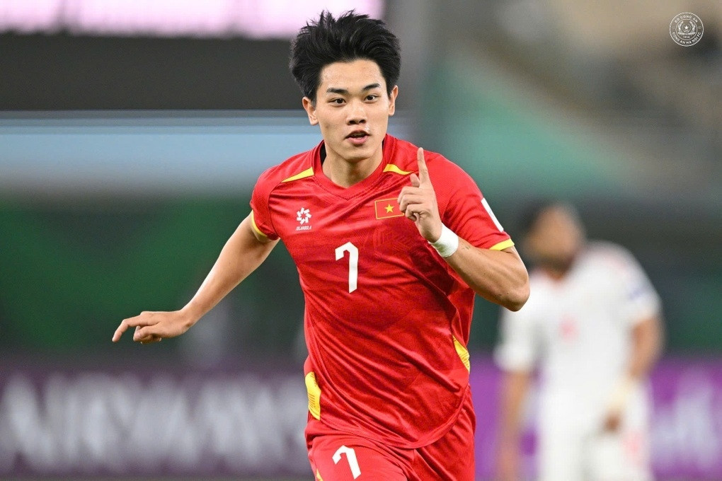 Á hậu Cẩm Ly: Nàng thơ khiến cộng đồng mạng gọi tên Đình Bắc nhiều nhất lúc này插图8 Á hậu Cẩm Ly: Nàng thơ khiến cộng đồng mạng gọi tên Đình Bắc nhiều nhất lúc này - Ảnh 9.