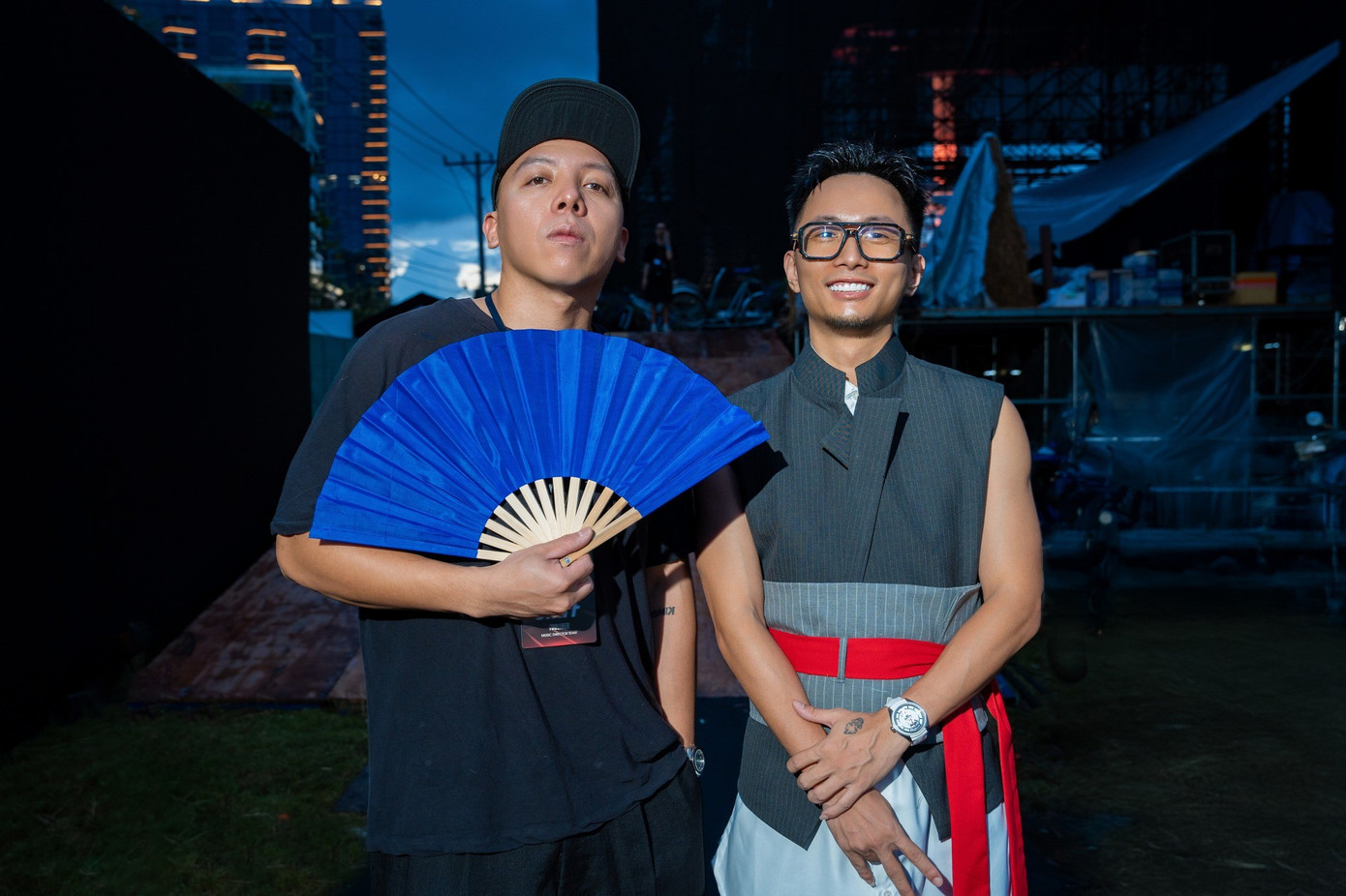 'Cỗ máy tạo hit' Hoàng Touliver: 10 năm đứng sau Tóc Tiên, viết lại thị trường nhạc Việt插图4 481025338-1164123138406834-344094850198560512-n.jpg