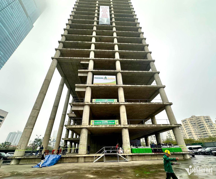 Tòa nhà Trung tâm điều hành và giao dịch thương mại Vicem.