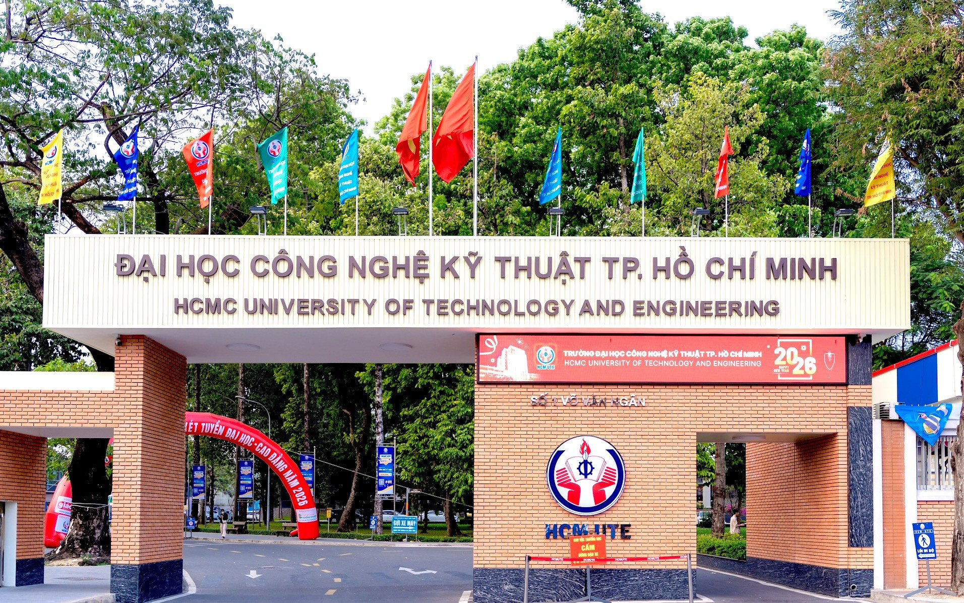 Trường ĐH Công nghệ Kỹ thuật TP.HCM