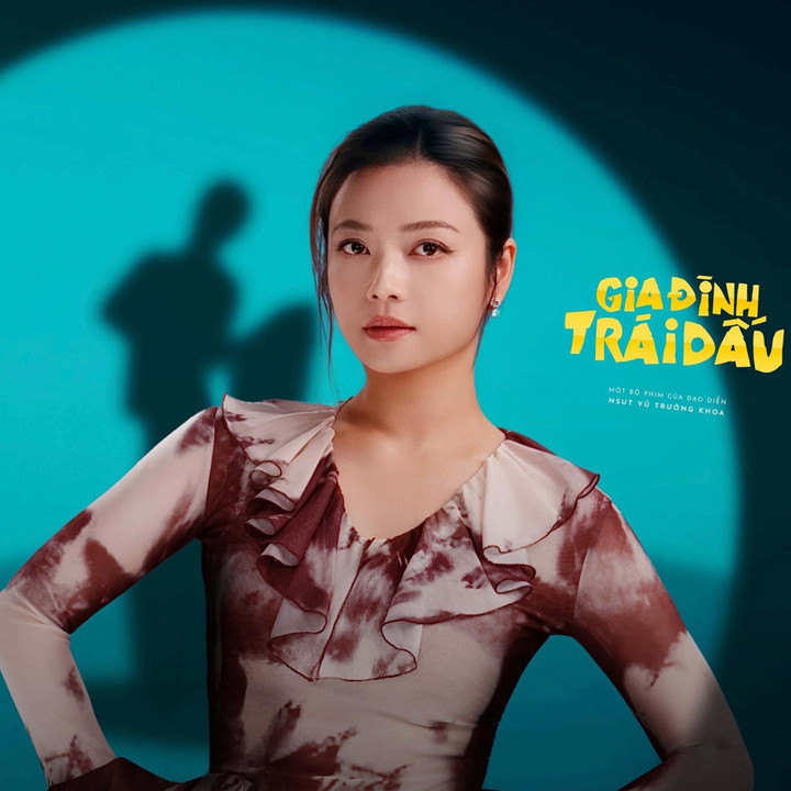 Nhan sắc trẻ đẹp ở tuổi U50 của nữ NSƯT đang gây sốt trên phim giờ vàng VTV - Ảnh 1.