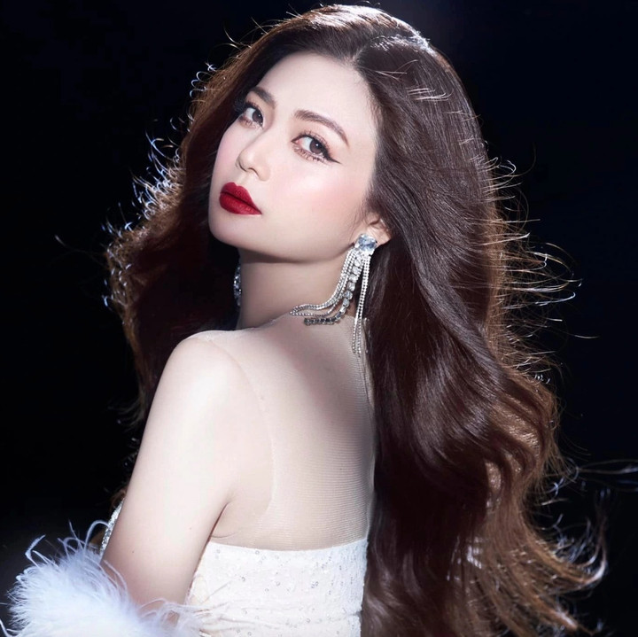 Nhan sắc trẻ đẹp ở tuổi U50 của nữ NSƯT đang gây sốt trên phim giờ vàng VTV - Ảnh 12.