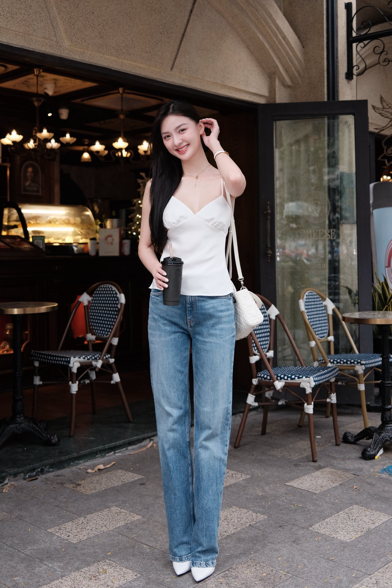 Phong cách đời thường của người đẹp quê Đăk Lăk đang được 'đẩy thuyền' với cầu thủ Đình Bắc - Ảnh 7.