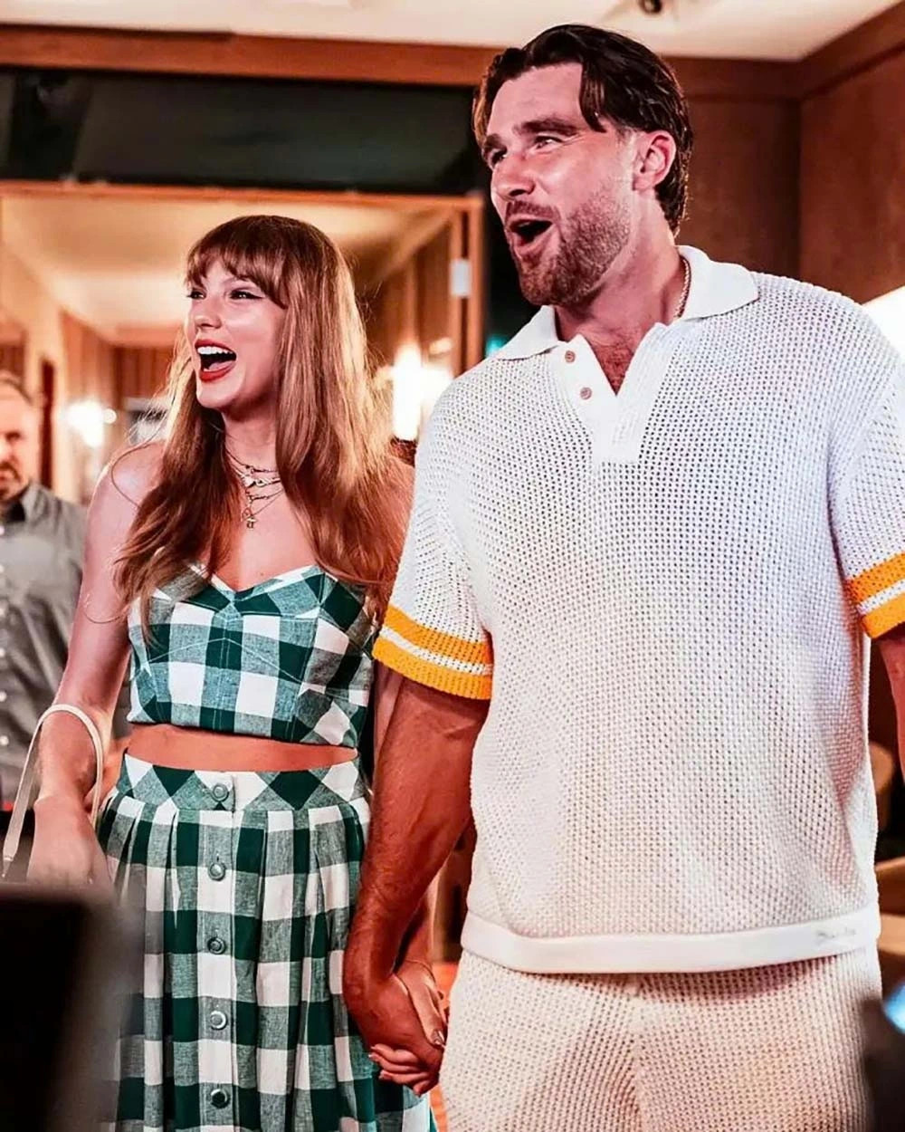 taylor swift va hon phu travis kelce hoan le cuoi hinh anh 2