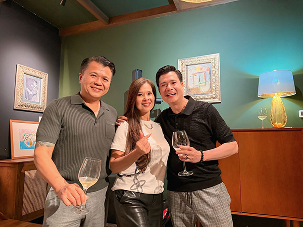 Thanh Thảo về Việt Nam dự tiệc ở biệt thự 400m2 của Quang Dũng插图4 Thanh Thảo về Việt Nam dự tiệc ở biệt thự 400m2 của Quang Dũng - Ảnh 6.