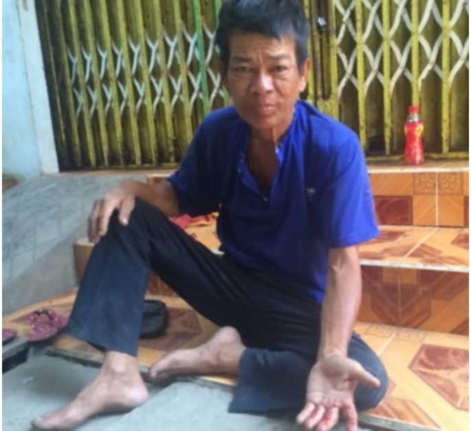 Trúng số thành tỷ phú, người đàn ông