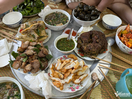 W-bài tâm sự mâm cỗ.jpg