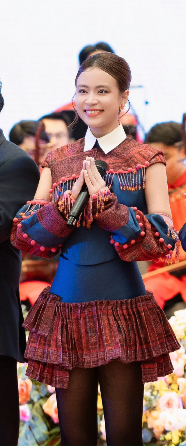 Tin vui của Hoàng Thùy Linh插图2 htl11111111111.jpeg