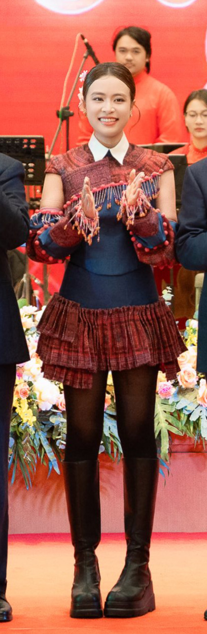 Tin vui của Hoàng Thùy Linh插图1 htl2222222222222.jpeg