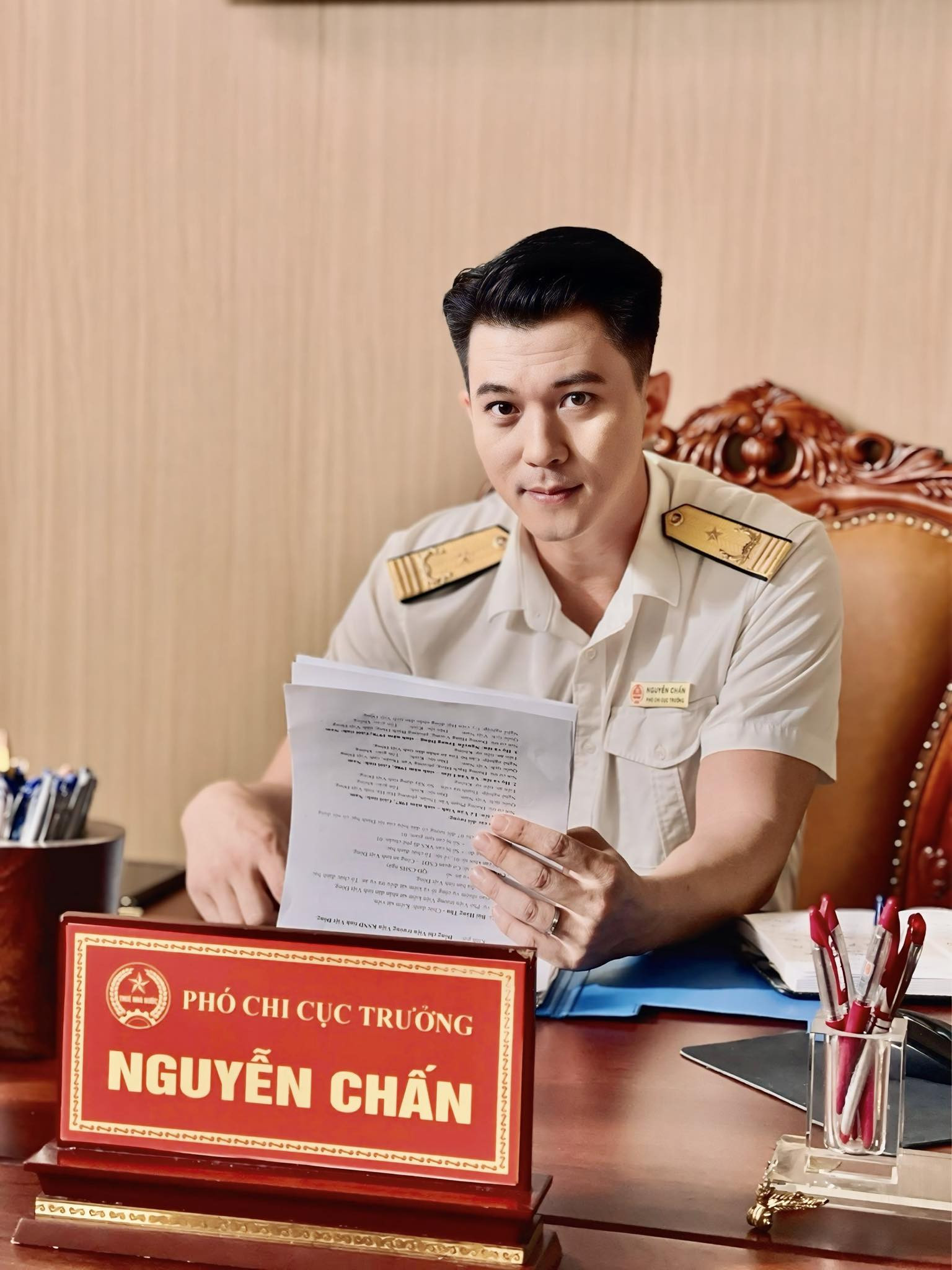 Hà Việt Dũng trong 'Lằn ranh' có đời thực ra sao? - Ảnh 4.