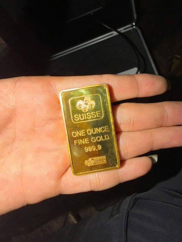 Quần thảo dưới sông Hương tìm kiếm 2 lượng vàng người dân đánh rơi插图1 Quần thảo dưới sông Hương tìm kiếm 2 lượng vàng người dân đánh rơi插图1