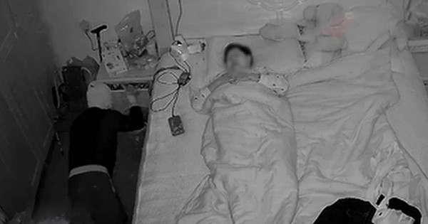 Thiếu niên 15 tuổi trộm xe buýt, lái hơn 130km để đưa bạn gái đến trường插图1