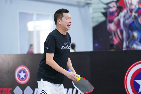 Nam nghệ sĩ ở tuổi U70, xây nhà mặt phố 233m2 sau khi lên chức bố - Ảnh 1.