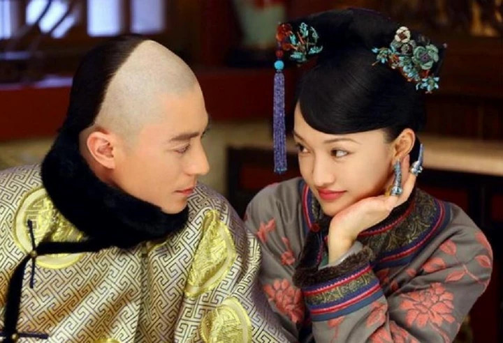 Ngân khố còn lại bao nhiêu khi triều đại nhà Thanh sụp đổ?插图2 Thời Càn Long, ngân khố của nhà Thanh có rất nhiều bạc tích trữ.