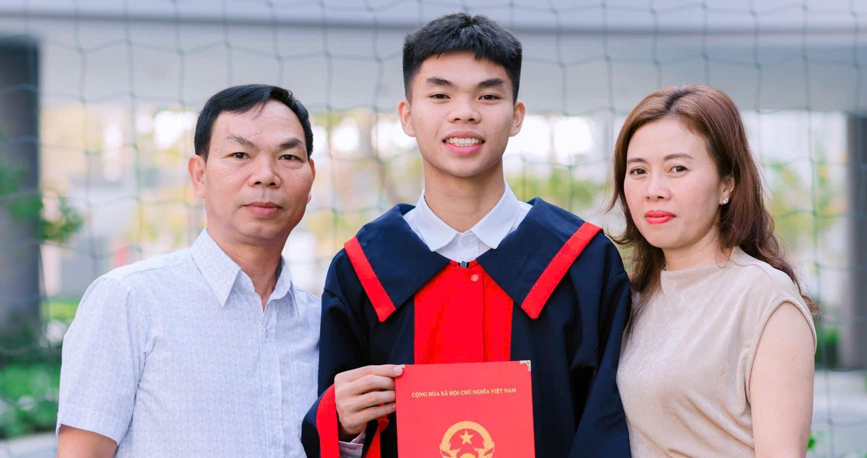 Báo Hàn Quốc lo HLV Kim Sang-sik lặp lại tình cảnh khó xử của ông Shin Tae-yong插图2