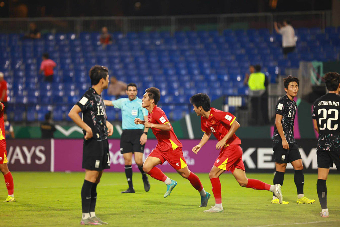 Video Quốc Việt sút tung lưới U23 Hàn Quốc插图 618356187_1248212360535286_936937231008197846_n.jpg