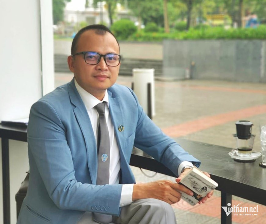 Vụ cào xước xe Mercedes GLC 200 đỗ trước cửa: Bực một phút, 'bóc lịch' như chơi插图4 W-LS Duong Duc Thang.jpg